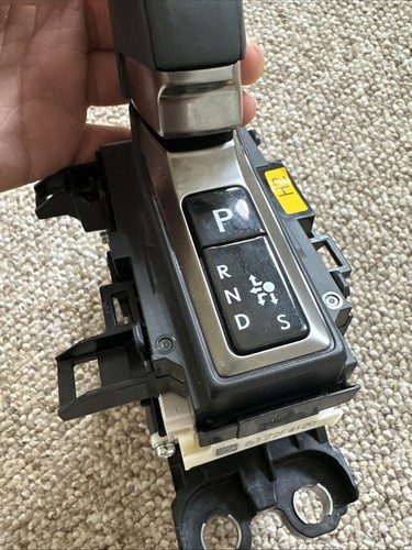 2023-2025 LEXUS RX350H TRANSMISIÓN AUTOMÁTICA PISO PALANCA DE CAMBIOS MONTAJE - Imagen 4 de 4