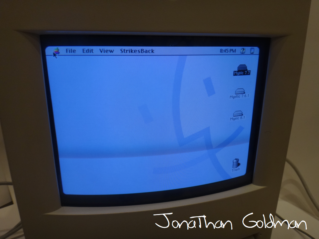 Apple Macintosh Color Classic ④ apple-history.com / Macintosh Color Classic