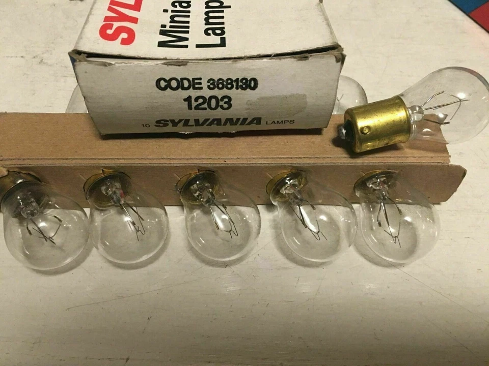 Box of 10 Sylvania 1203 Bulbs - C77 - Image 2 of 2