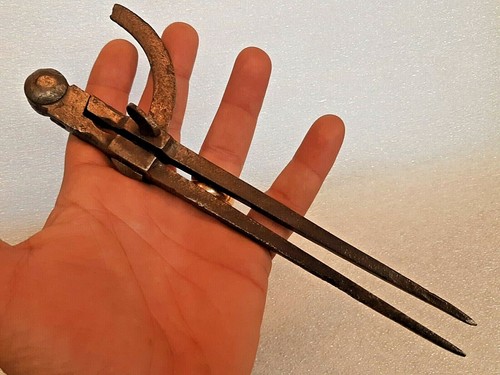 VTG OLD IRON WING LOCK DIVIDERS CALIPERS TOOL 8.5''