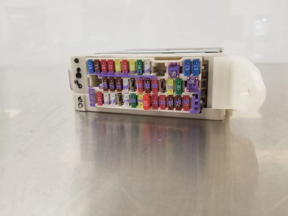 13 2013 LEXUS GX460 MÓDULO DE CONTROL DE RED MULTIPLEX 8922160181 Foto 2 de 4