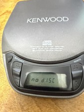Kenwood DPC-751 Player FOR PARTS Powers On  Working Wireless Remote FREE DEL