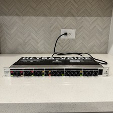 Behringer VX2000 Ultra-Voice Pro Mic Preamp / Processore Vocale - Testato - Senza Cavo