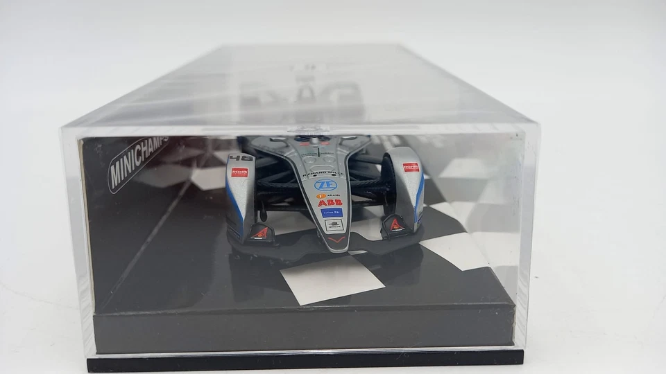  MIN414180048 Minichamps Edoardo Mortara Venturi Formula E Season 5 1/43 - Immagine 2 di 4