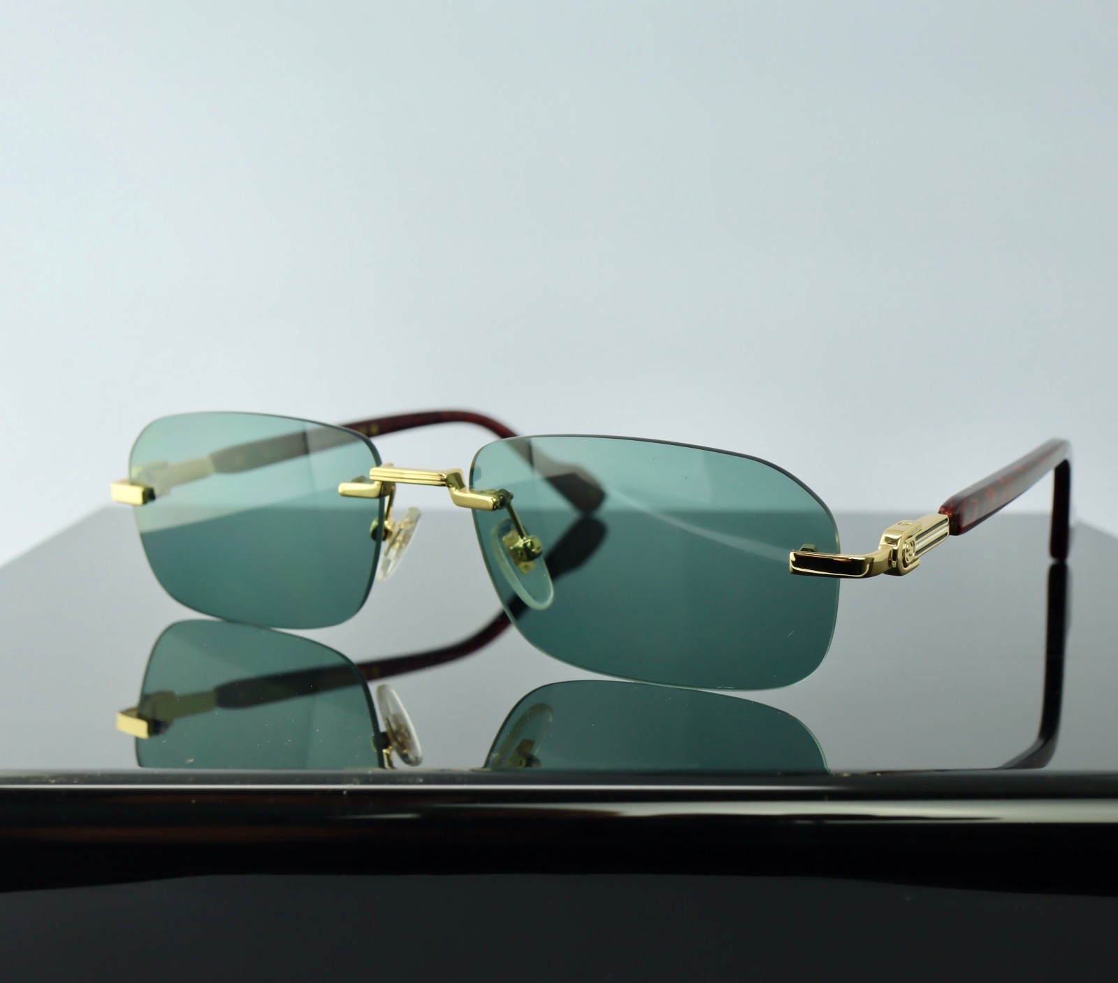 Gucci G1221S 003 Gold / Green Lens Square Rimless Sunglasses 100% UV