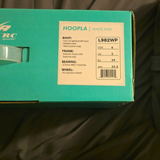Roces Hoopla Women's Quad Roller Skates White/Pink Size 6 M Only Used A Few Time