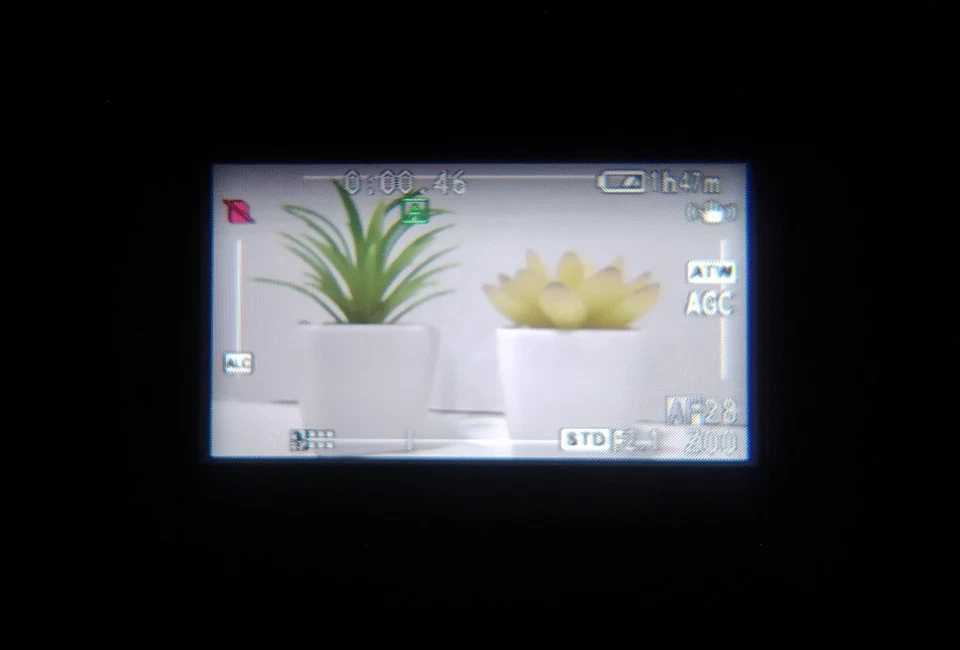 Panasonic AG-HMC40P HD AVCCAM Memory Card Camera-Recorder No Battery 351 Hrs - Image 4 of 4