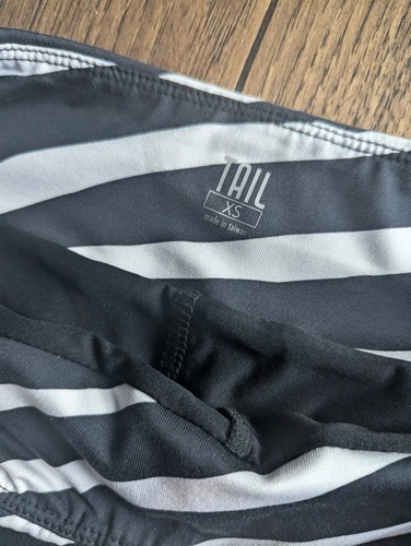Tail Black & White Flowy Stripe Print Athletic Womens Skorts Size XS Golf Tennis - Picture 5 of 13