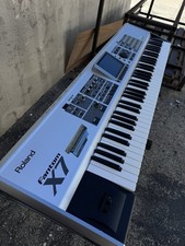 Roland Fantom-X7 76-Key Electronic Keyboard Synthesizer with Stand