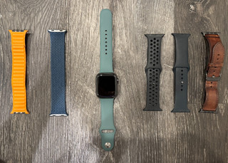 Apple Watch Series 7 45mm (GPS Cellular) Midnight Case with Band lot