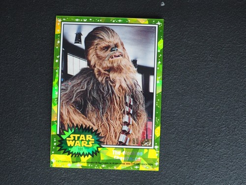 2022 Topps Star Wars Sapphire The Wookiee Chewbacca 101 Peridot 65/75 como nuevo