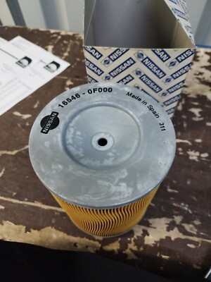 GENUINE NISSAN TERRANO 2.7 TD 1989-1996 (NOT TDi) AIR FILTER  165460F000