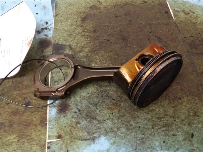 Lincoln MKS 2016 pistón 62035 Foto 2 de 4