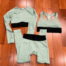 Gymshark Vision 3 pieces Long Sleeve Crop Top sports Bra and leggings size M