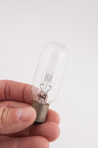 Radiant Lamps Light Bulb Lamp (D2L) Twist Lock Type Mount Vintage - Picture 3 of 8