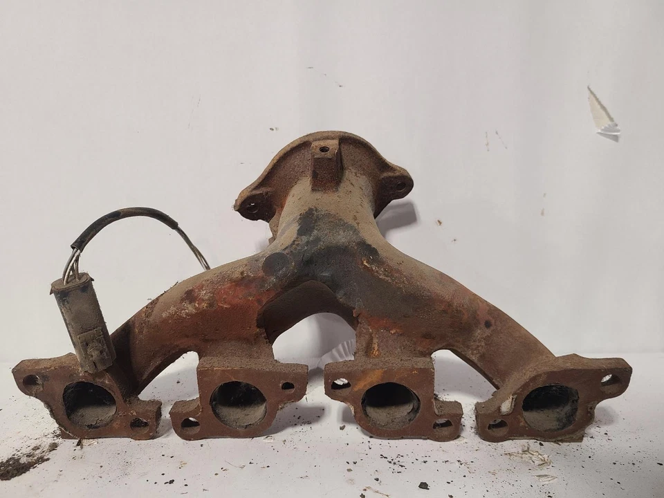 Colector de escape usado se adapta a: 1995 Plymouth Neon 4-122 2,0 L grado federal A Foto 2 de 4