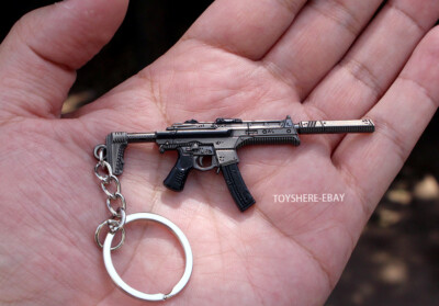 TOY MINI gun SVD RPG MG42 M4A1 HK416 M249 AK47 M762 FALLOUT BattleField KEYCHAIN