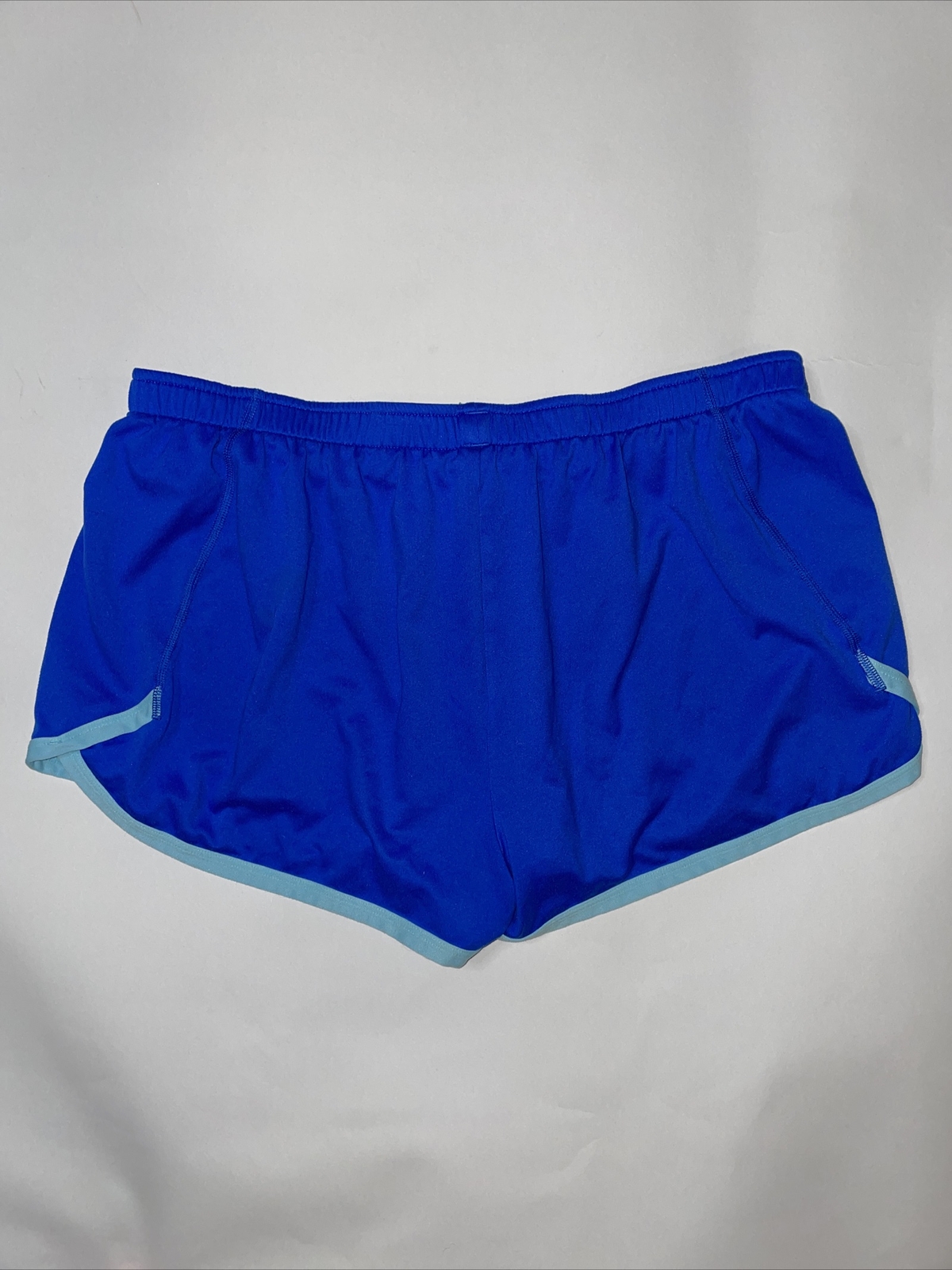 womens unlined under armour jogging shorts size L Gem