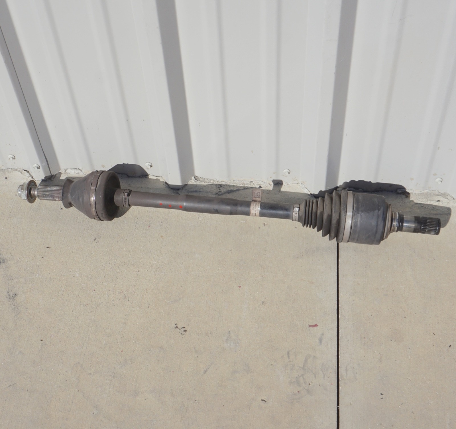 2014 - 2017 Maserati Ghibli Rear Left Side Drive Axle Shaft Drive Shaft