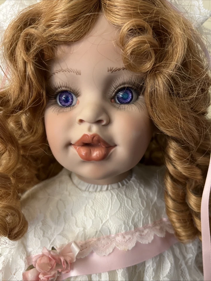 Muñeca de vinilo vintage Fayzan Spanos LE #300/1000, 27 pulgadas, 1996 Foto 2 de 4