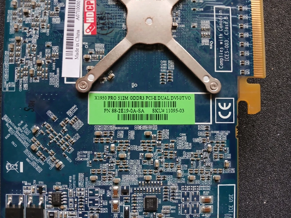 Sapphire Radeon X1950 PRO 512MB GDDR3, scheda grafica PCIe, 2x DVI, uscita TV - Immagine 4 di 4