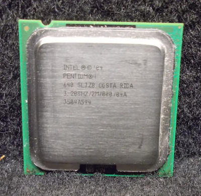 Intel Pentium 4 640 CPU, 3.20 GHz, SL7Z8, Socket 775, 800 MHz. #SU-447