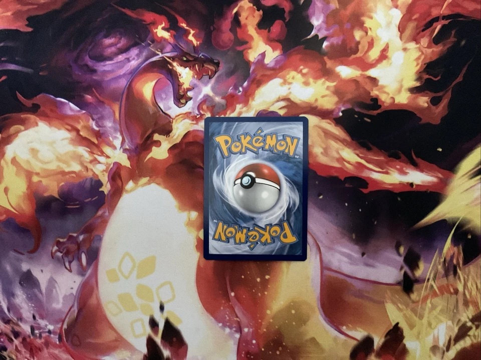 Charizard VMAX SWSH261 SWSH: Sword & Shield Promo Cards Holo - Image 2 of 2