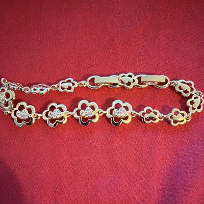 Gold Tone Cable Chain Bracelet, Flower Links, Clear Crystal Cluster, Lobster