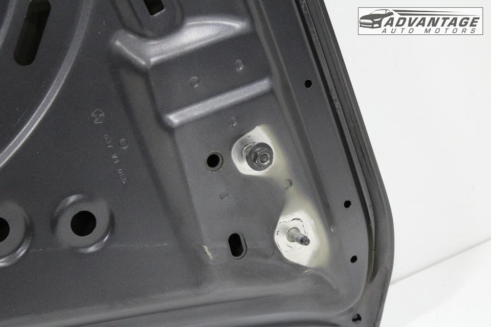 Chrysler Voyager 2020-2024 capó capó carcasa panel cubierta 68470511aa oem Foto 4 de 4