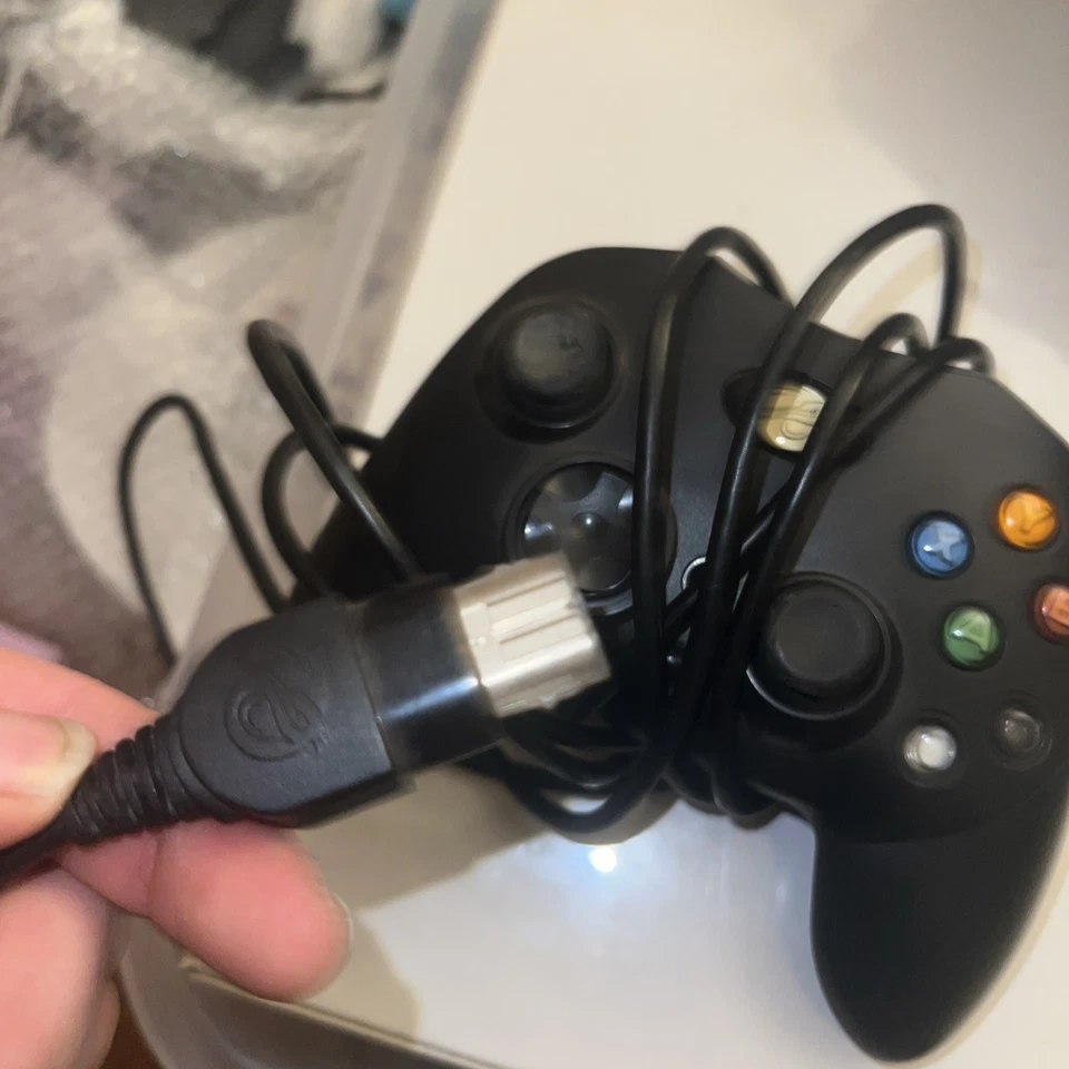 Controlador de juego Xbox Pelican PL-2057 con cable Blade tipo C - negro Foto 3 de 4