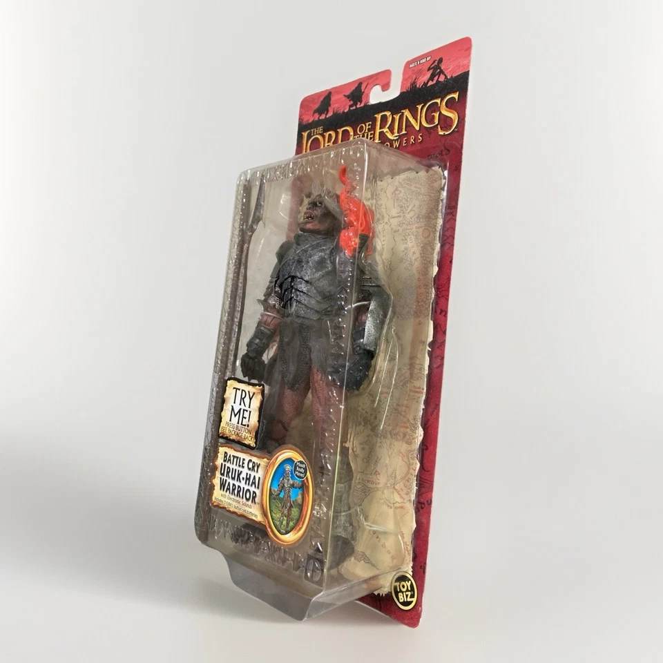 NUEVO Señor de los Anillos LOTR Battle Cry Uruk-Hai Warrior figura Toybiz RARO Foto 3 de 4