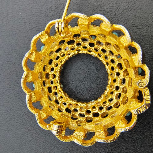 VTG Sarah Coventry Multicolor Wreath Brooch Gold Tone Rhinestone Cabochon Signed - Picture 21 of 24