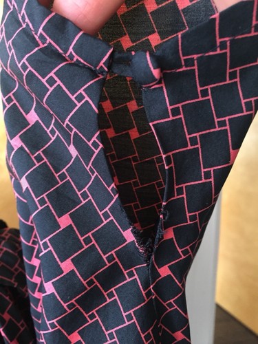 Vintage Sandie 1980s Black And Red Batwing Sleeve Tunic Dress. - Picture 9 of 11