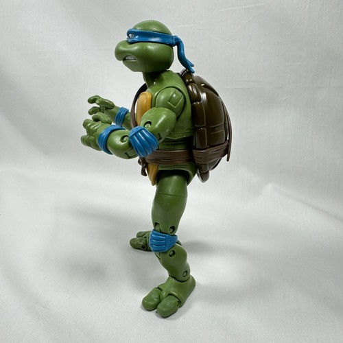 Figurina Teenage Mutant Ninja Turtles Classic Collection Leonardo - 2012 6" - TMNT - Foto 2 di 7