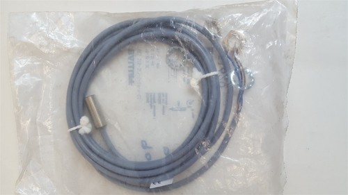 Balluff BES 516-325-G-E4-Y-03 Proximity Sensor 551620 10-30 V DC - New - Picture 3 of 5