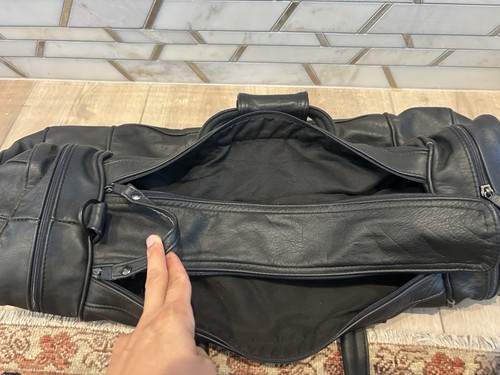 Borsone vintage Cincinnati in vera pelle nero con tracolla - Foto 5 di 7