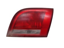 Rückleuchte Rücklicht innen rechts passt für AUDI A3 (8P1) 1.9 TDI 8P4945094B