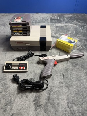 Original NES Nintendo Console w/ 7 Games Bundle Mario Duck Hunt Tested & Working