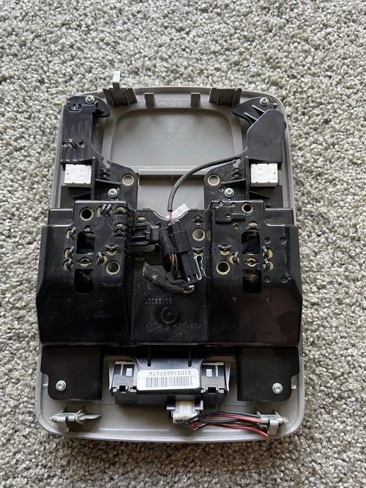 06 07 08 09 10 11 Cadillac DTS mapa cúpula teto console interruptor de luz fabricante de equipamento original - Imagem 2 de 4
