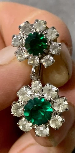 Vintage Simulated Emerald/Diamond Costume Jewelry Clip On Earrings
