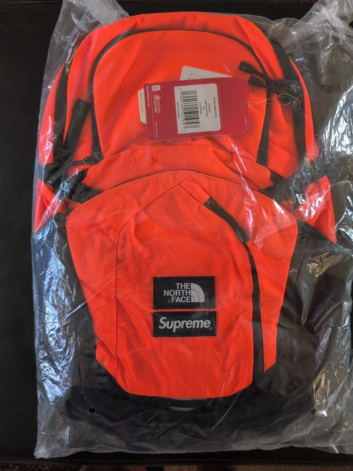 Supreme x The North Face Pocono Backpack - Thumbnail 3