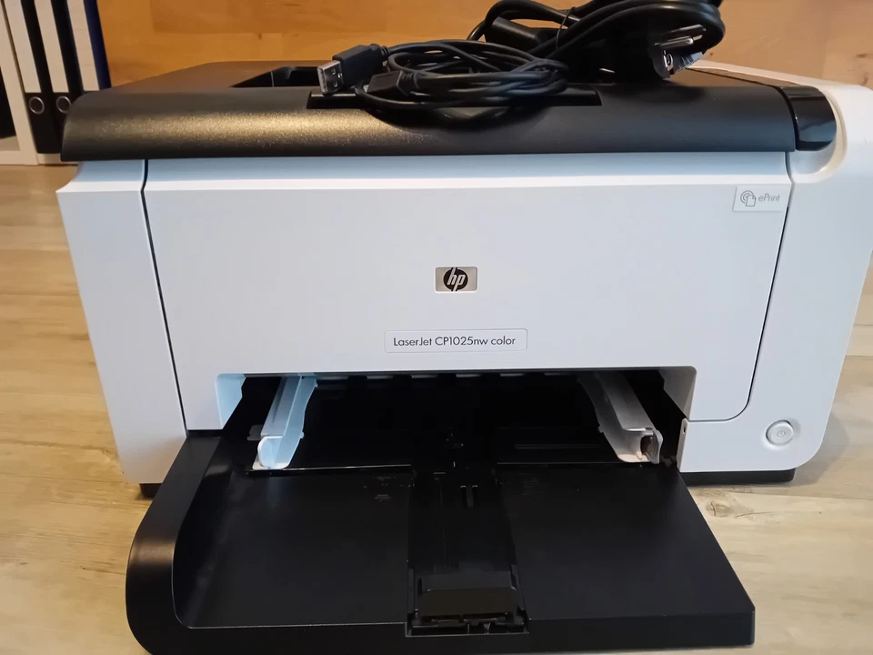 HP LaserJet CP1025nw color Drucker LAN, WLAN, USB - Bild 3 von 4