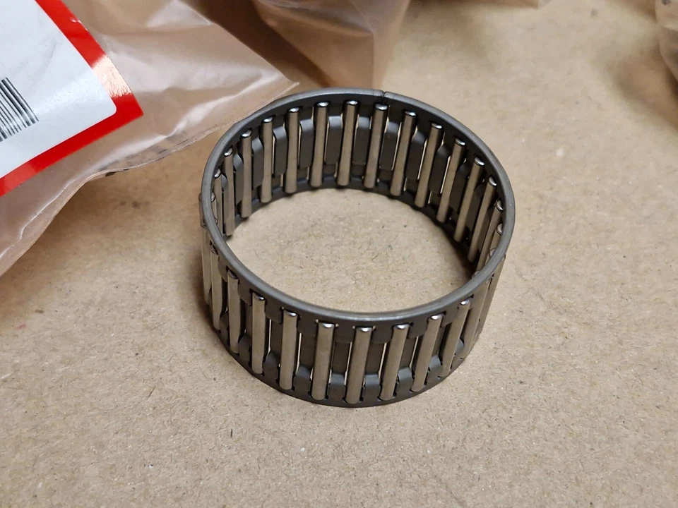 Juego de rodamientos de agujas Honda Civic X5 40X45X22.5 2007-2013 91104PHR003 genuino NUEVO Foto 3 de 4