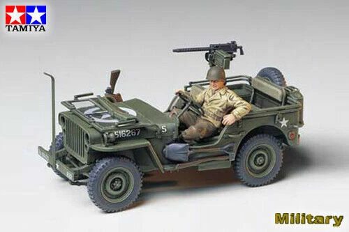 Modellini statici di veicoli militari Tamiya scala 1:35 sul guerra