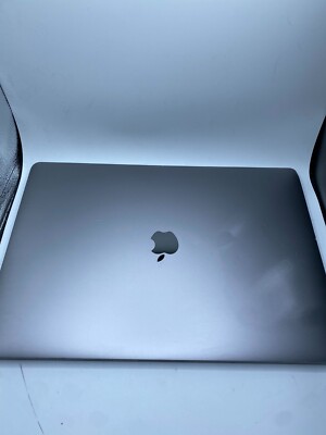 MacBook Pro シルバー 15.4 Core i9 32GB 256GB