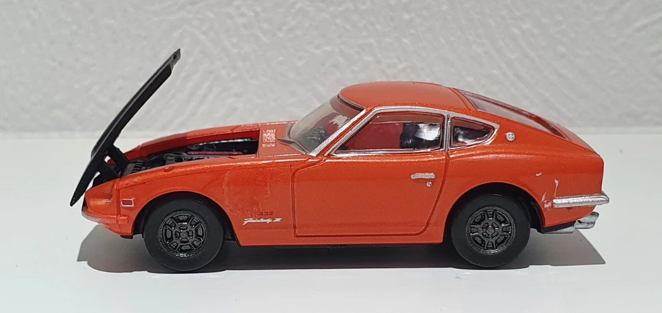Modelo 1/64 Takara Tomy DATSUN NISSAN FAIRLADY Z S30 NARANJA Foto 2 de 4