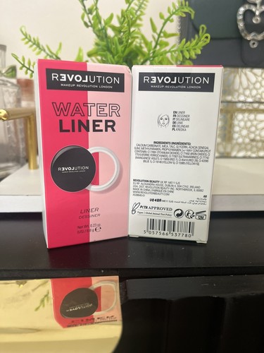 REVOLUTION Relove Water Liner Agile (Romantic Pink/Red Intellect) Brush included - Picture 6 of 6