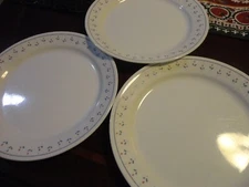 VINTAGE CORELLE / CORNING NORMANDY 3 DINNER PLATES 10.25"