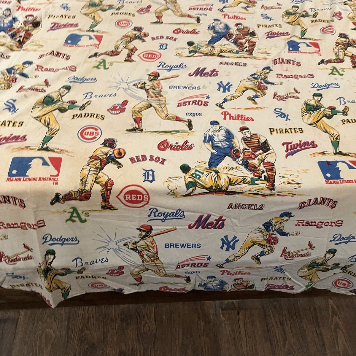 Vintage 60s-70s MLB Baseball Blanket 56x96 Bedspread