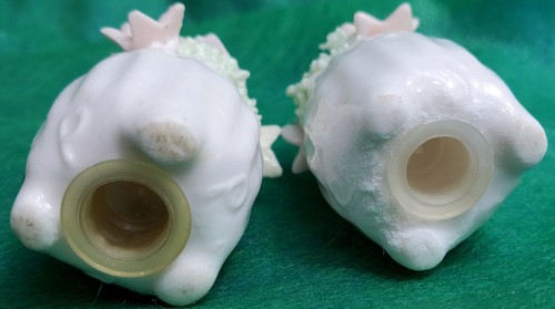 Vintage Ardalt White Porcelain Salt & Pepper Shakers Rose Flower Basket Japan - Picture 5 of 6